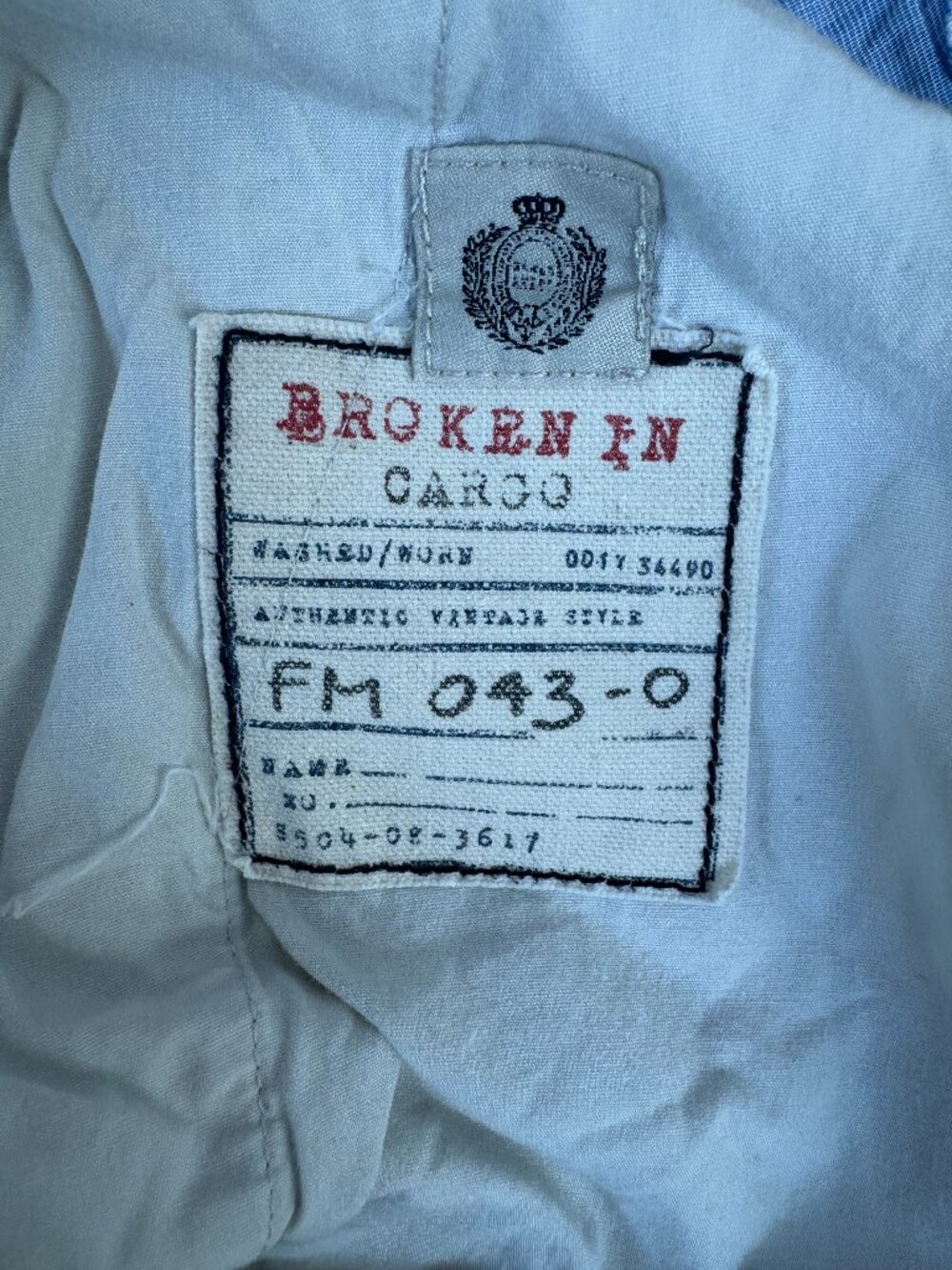 J Crew Broken-in Cargo shorts - size 34 - white